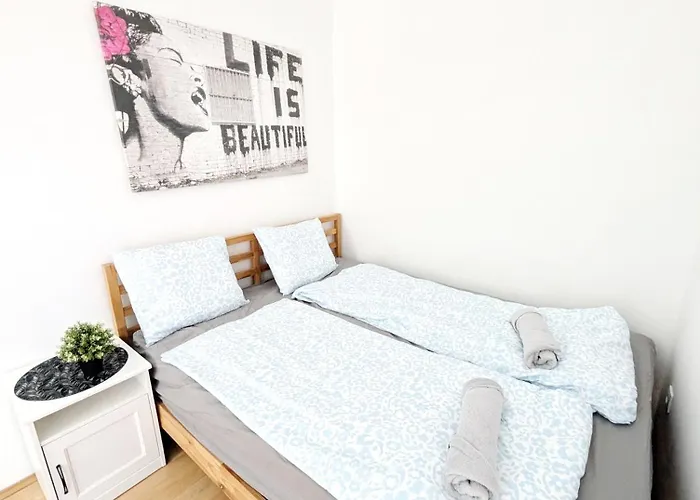 Cozy Next To Lugner Gb4 Viena
